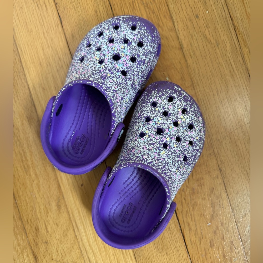 Toddler chunky glitter crocs